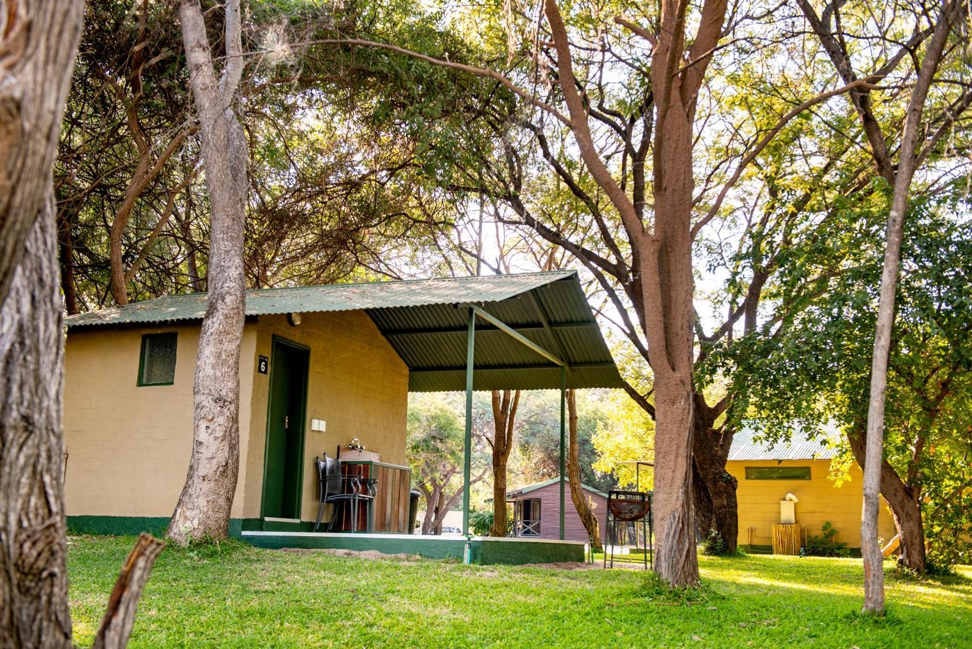 Zambezi Mubala Campsite Катима Мулило Стая снимка